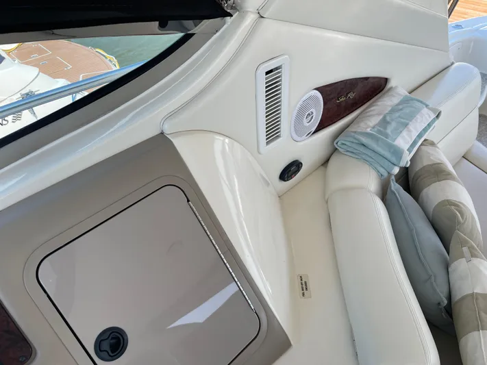 Mirage Yacht Photos Pics 