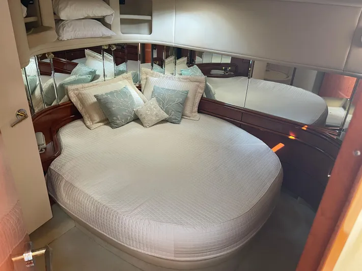 Mirage Yacht Photos Pics 