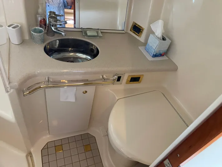 Mirage Yacht Photos Pics 