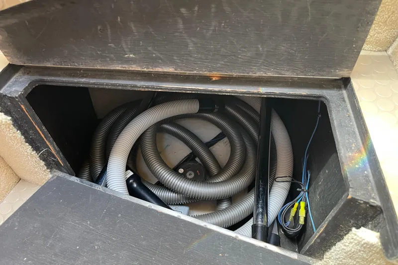 Mirage Yacht Photos Pics 