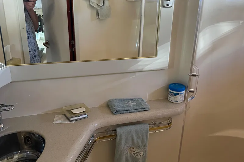 Mirage Yacht Photos Pics 