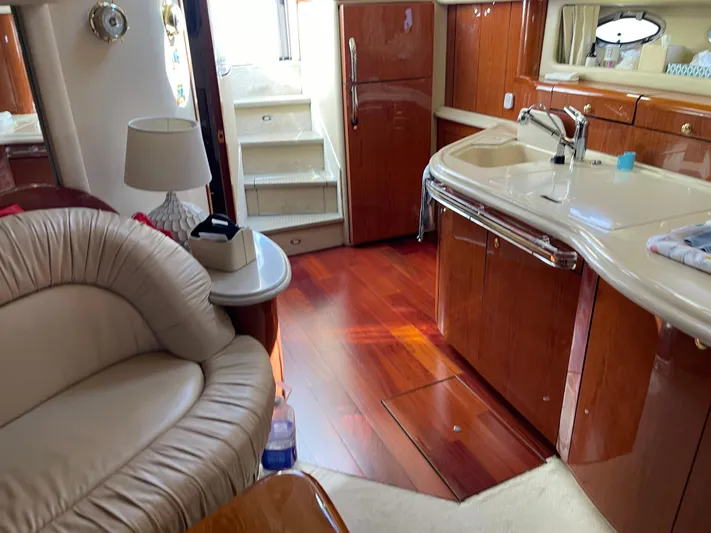 Mirage Yacht Photos Pics 