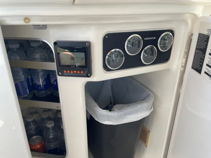 Mirage Yacht Photos Pics 