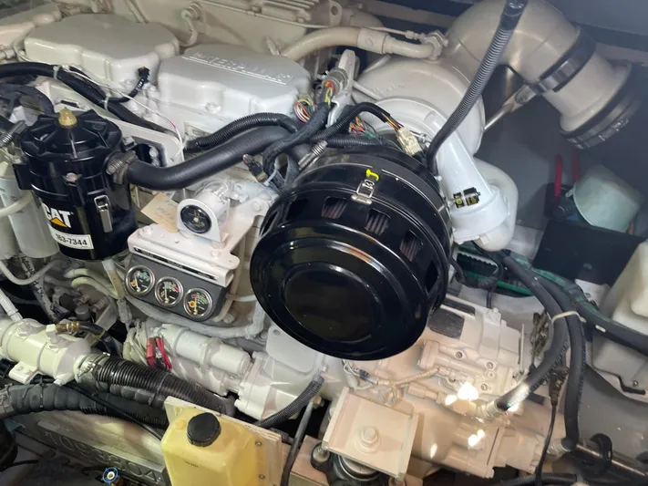 Mirage Yacht Photos Pics 