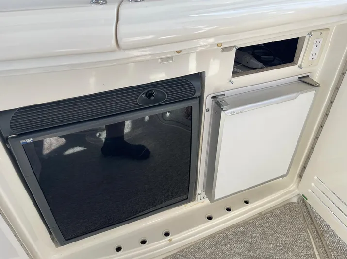 Mirage Yacht Photos Pics 