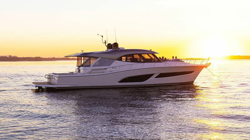  Yacht Photos Pics 2026 Riviera 645 Suv - Image 3