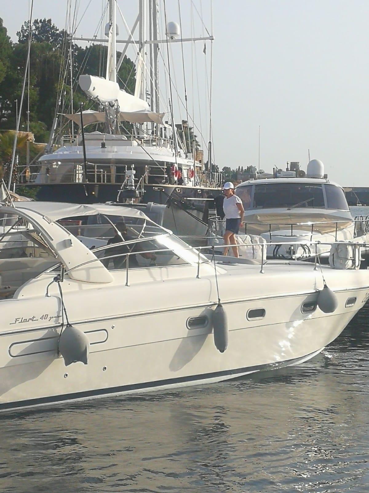 2002 Fiart 40 Express Cruiser for sale - YachtWorld