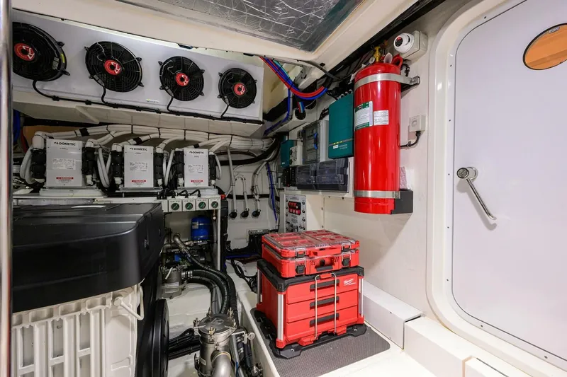  Yacht Photos Pics 2024 Riviera 58 Sports Motor Yacht - Image 115