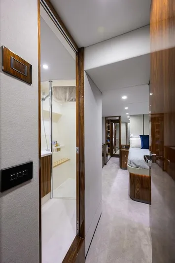  Yacht Photos Pics 2024 Riviera 58 Sports Motor Yacht - Image 93