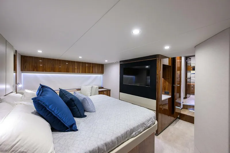  Yacht Photos Pics 2024 Riviera 58 Sports Motor Yacht - Image 96