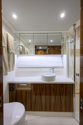  Yacht Photos Pics 2024 Riviera 58 Sports Motor Yacht - Image 101