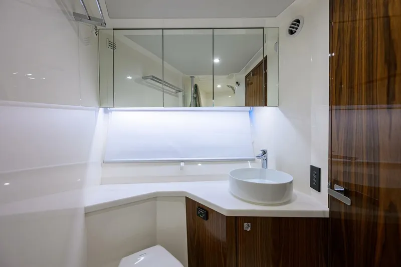  Yacht Photos Pics 2024 Riviera 58 Sports Motor Yacht - Image 82