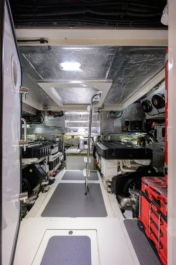  Yacht Photos Pics 2024 Riviera 58 Sports Motor Yacht - Image 108