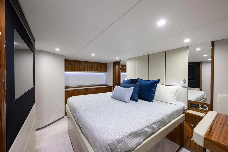  Yacht Photos Pics 2024 Riviera 58 Sports Motor Yacht - Image 99