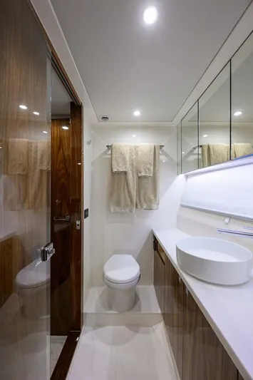  Yacht Photos Pics 2024 Riviera 58 Sports Motor Yacht - Image 103