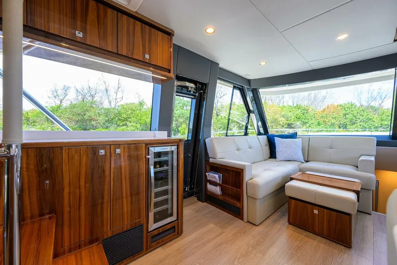  Yacht Photos Pics 2024 Riviera 58 Sports Motor Yacht - Image 41