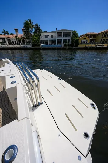  Yacht Photos Pics 2024 Riviera 58 Sports Motor Yacht - Image 26