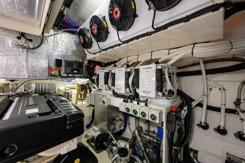  Yacht Photos Pics 2024 Riviera 58 Sports Motor Yacht - Image 118