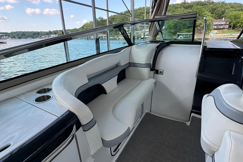  Yacht Photos Pics 2020 Formula 370 SS boat interior with white seating and lake view.