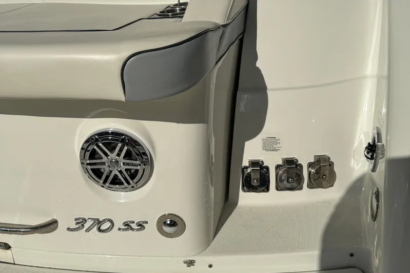  Yacht Photos Pics 2020 Formula 370 SS boat rear view with speaker and model insignia.