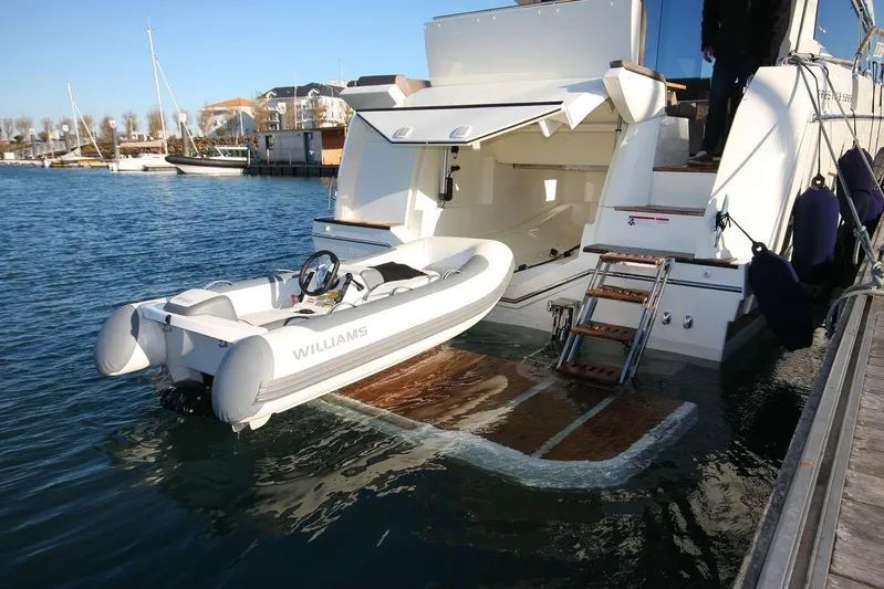  Yacht Photos Pics 