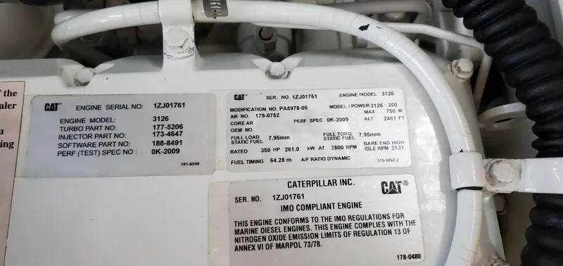Callie B Yacht Photos Pics Caterpillar engine specifications on a 2001 Sea Ray 400 Sedan Bridge.