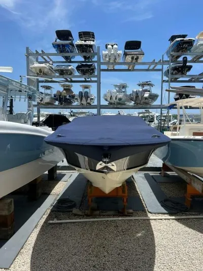  Yacht Photos Pics 2017 Chris-craft Corsair 28 - Image 15