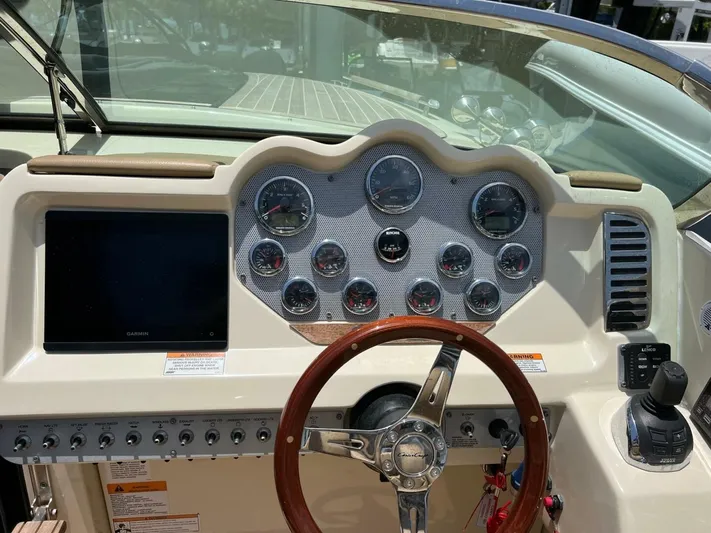  Yacht Photos Pics 2017 Chris-craft Corsair 28 - Image 8