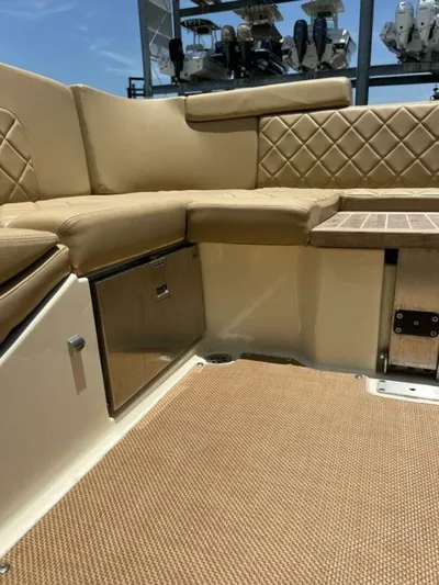  Yacht Photos Pics 2017 Chris-craft Corsair 28 - Image 6