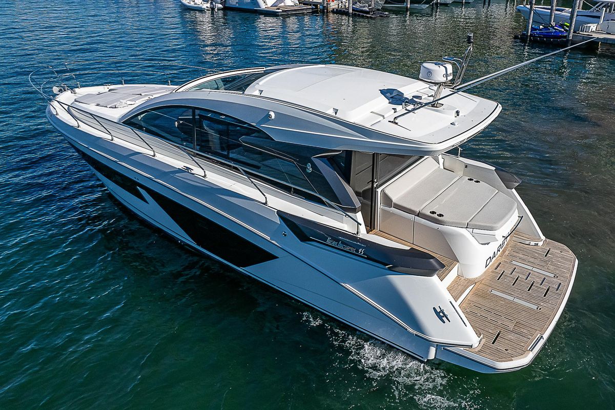 2022 Beneteau 45 