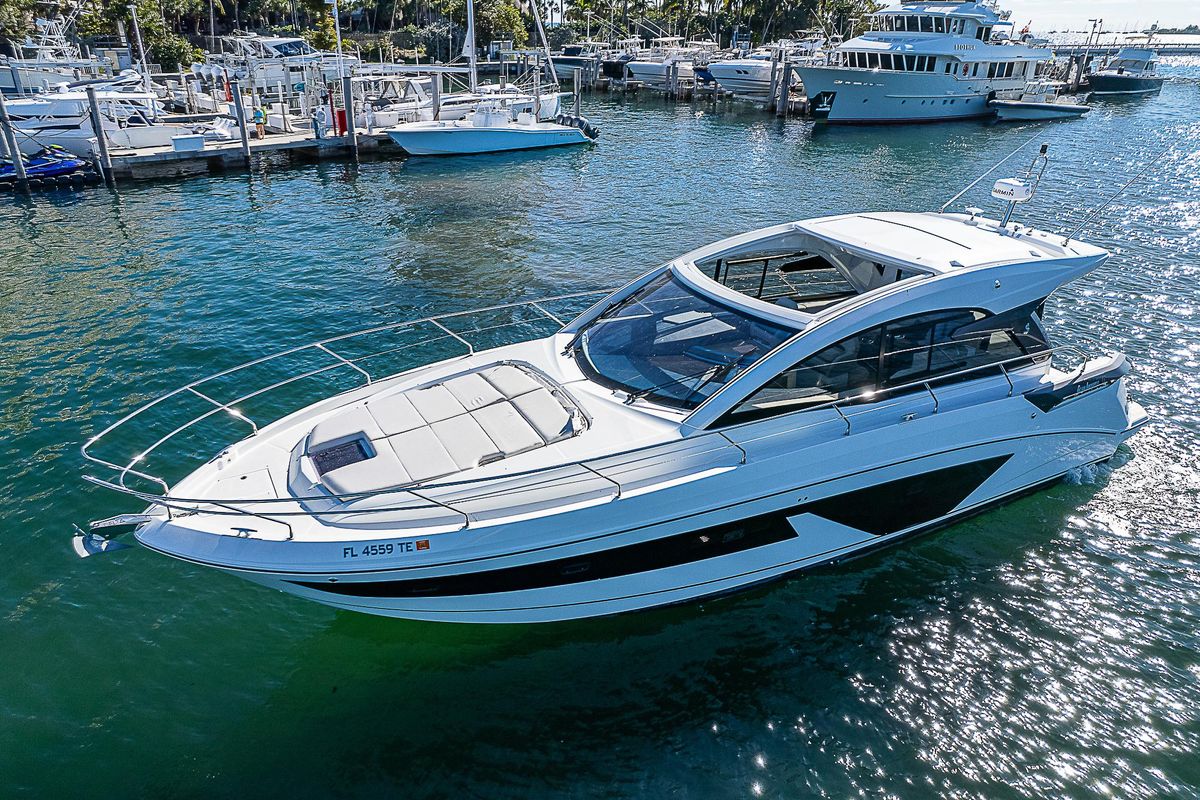 2022 Beneteau 45 