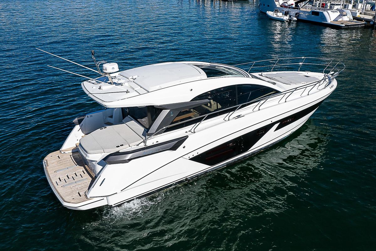 2022 Beneteau 45 