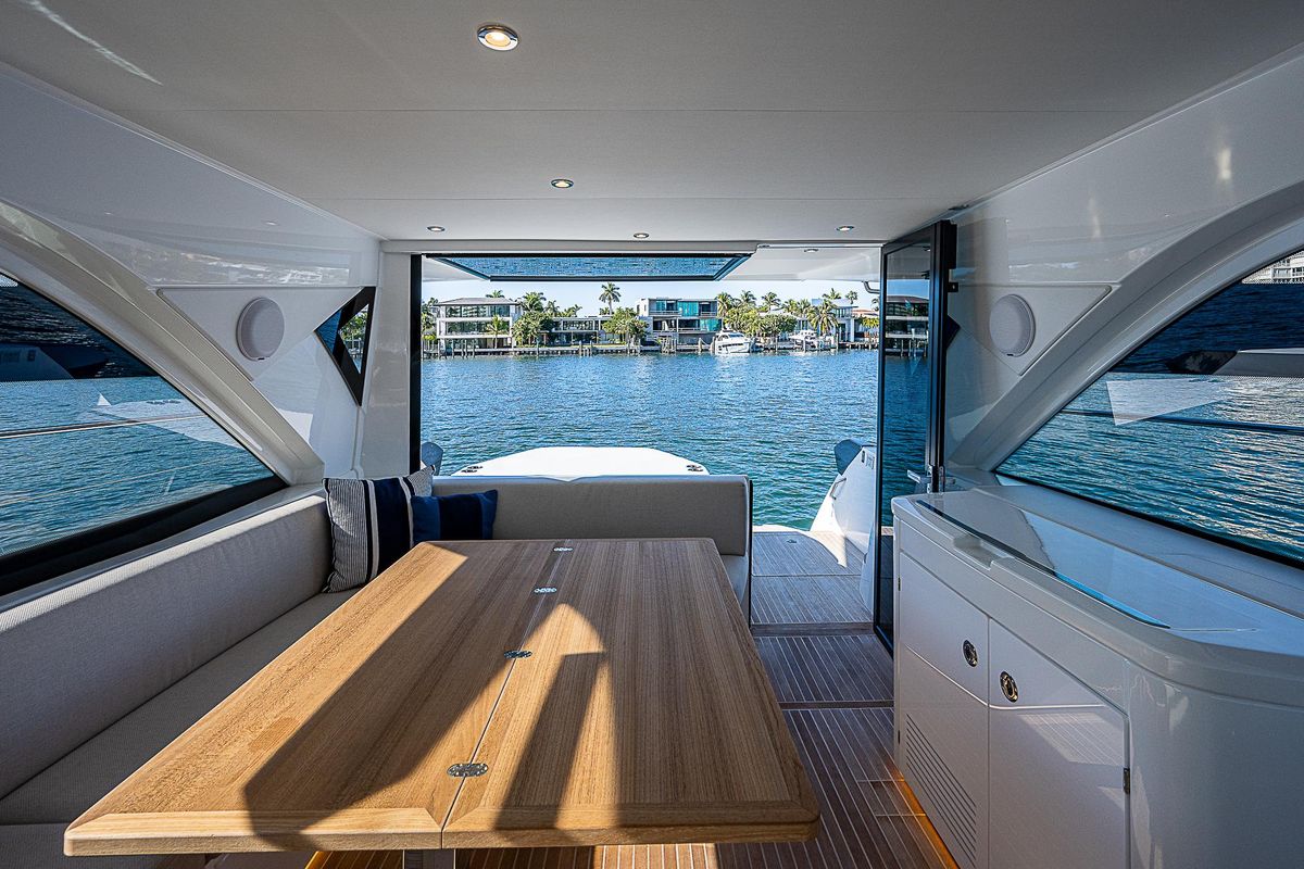 2022 Beneteau 45 