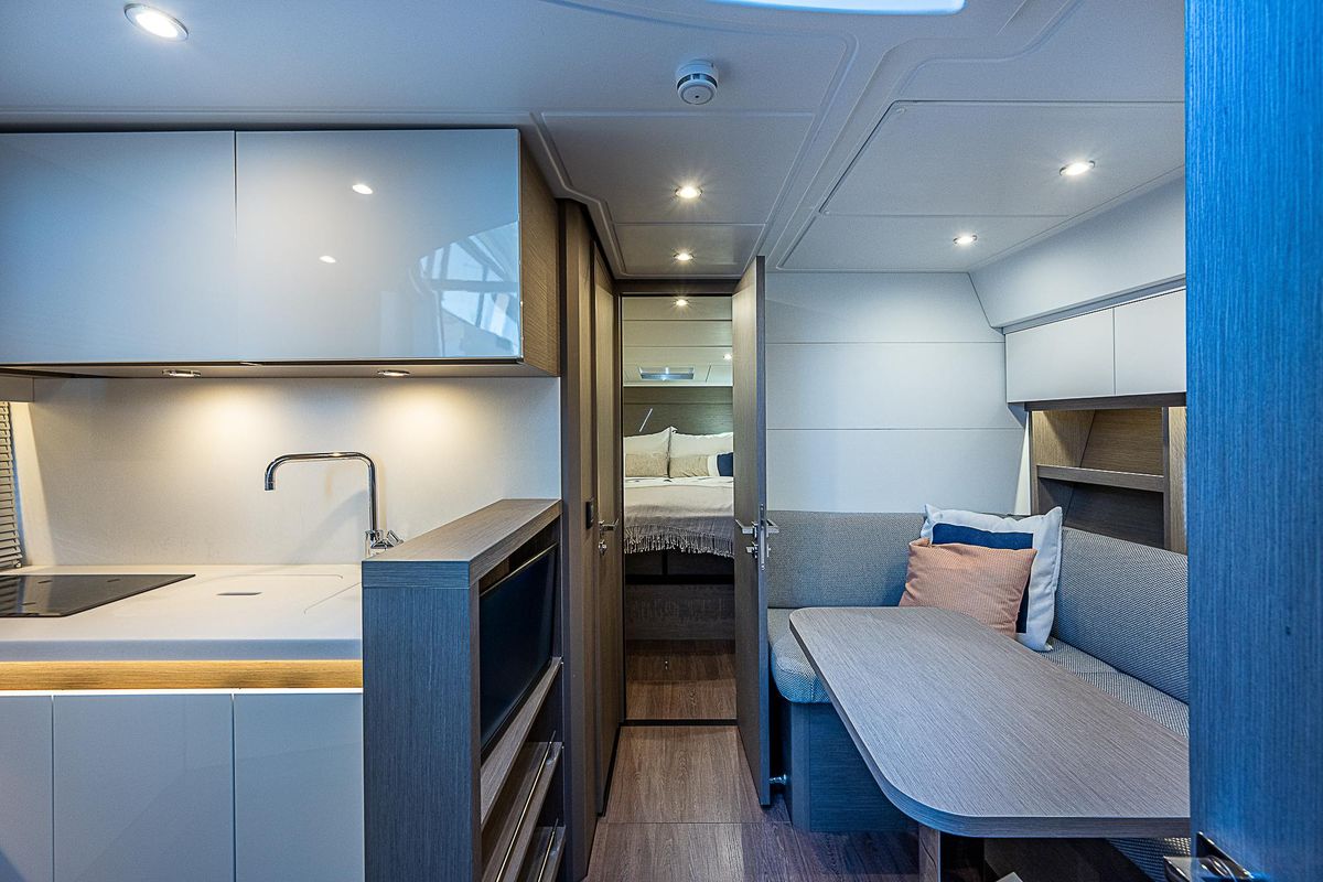 2022 Beneteau 45 