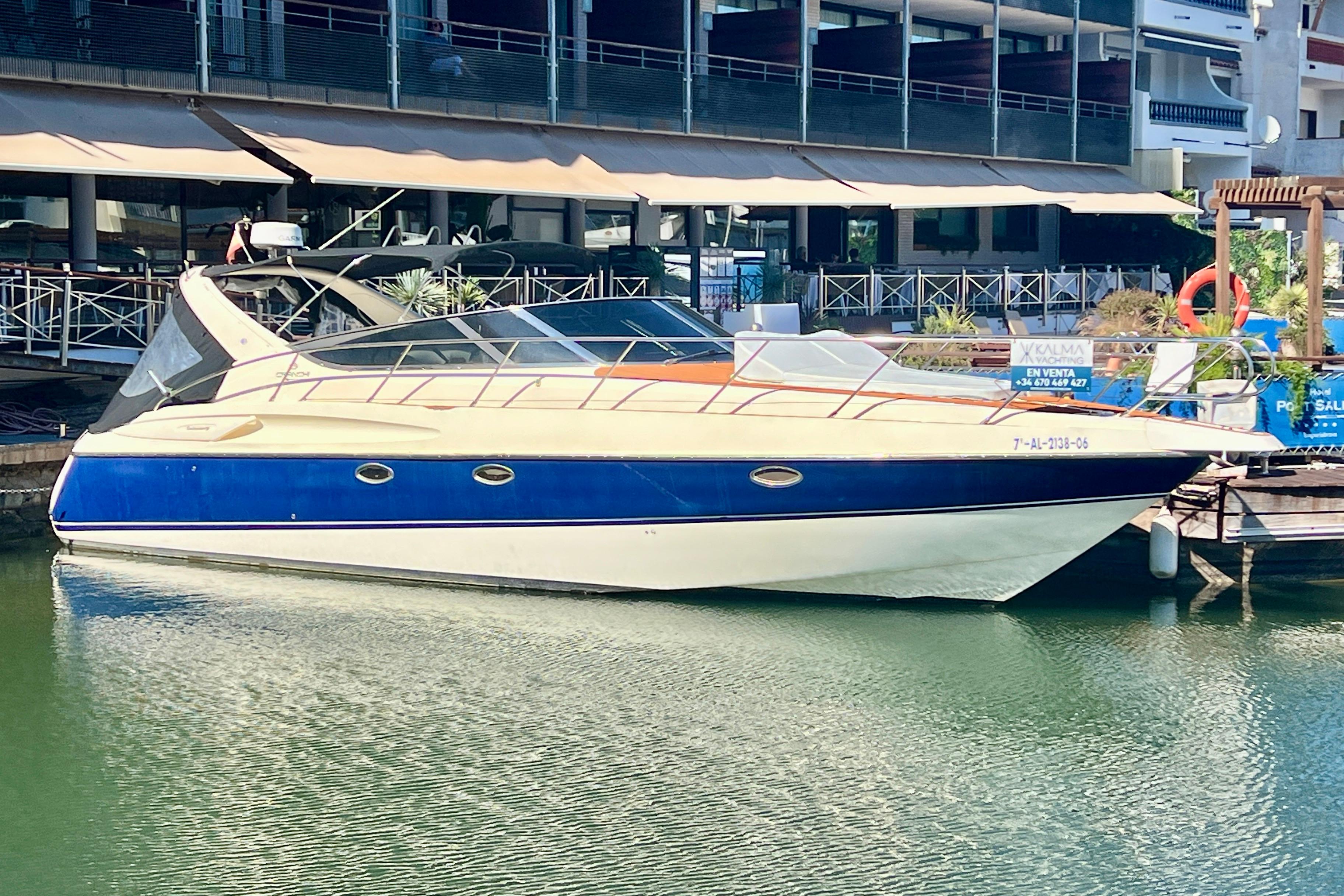 2000 Cranchi Endurance 39