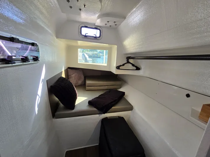 Universe Yacht Photos Pics 