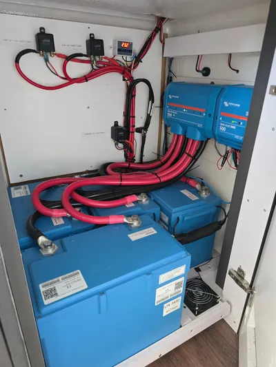 Universe Yacht Photos Pics 