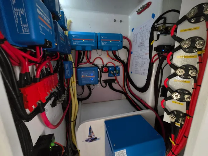 Universe Yacht Photos Pics 