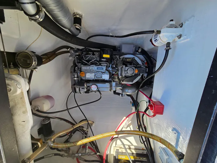 Universe Yacht Photos Pics 