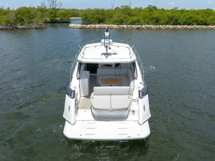  Yacht Photos Pics 2024 Beneteau Gran Turismo 41 - Image 6