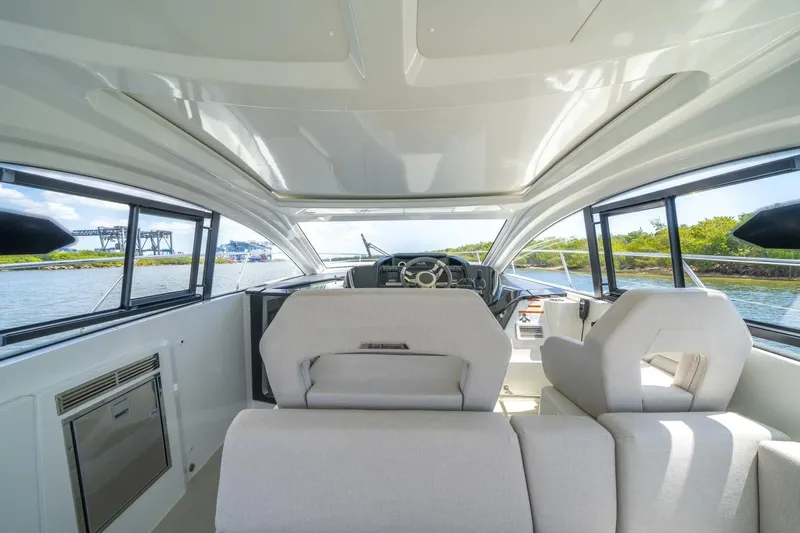  Yacht Photos Pics 2024 Beneteau Gran Turismo 41 - Image 24