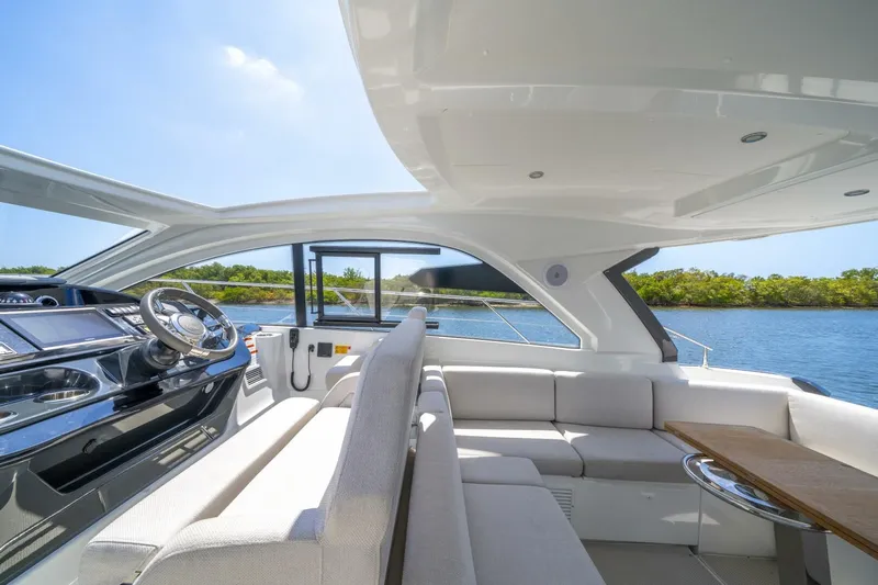  Yacht Photos Pics 2024 Beneteau Gran Turismo 41 - Image 27