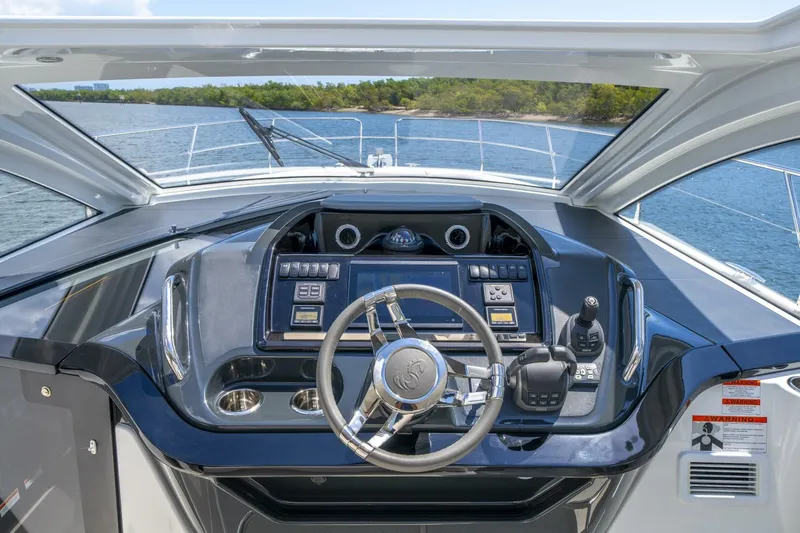  Yacht Photos Pics 2024 Beneteau Gran Turismo 41 - Image 31