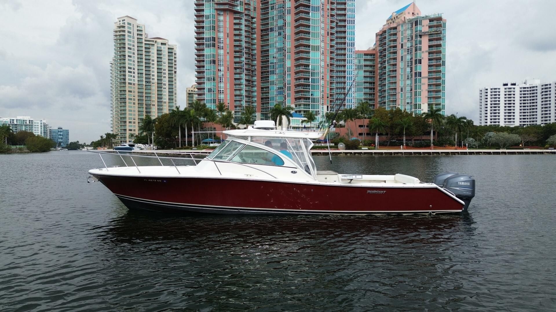 2006 Pursuit 34 Drummond Island Runner