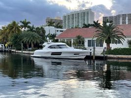 2015 50' Riviera-5000 Sport Yacht Fort Lauderdale, FL, US