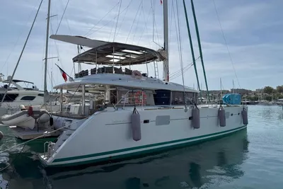 2011 Lagoon 560