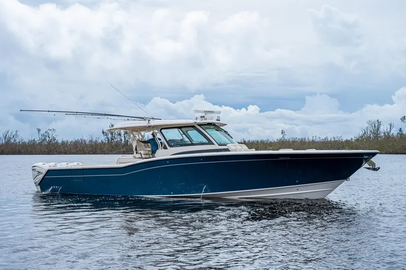 Pura Vida Yacht Photos Pics 