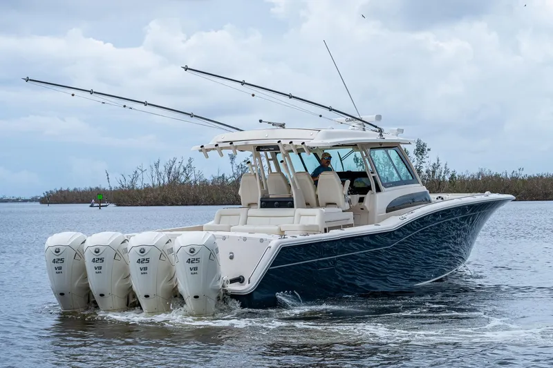 Pura Vida Yacht Photos Pics 