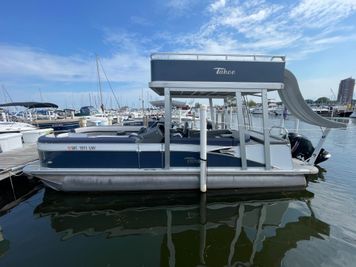 Tahoe Pontoon Cascade Funship