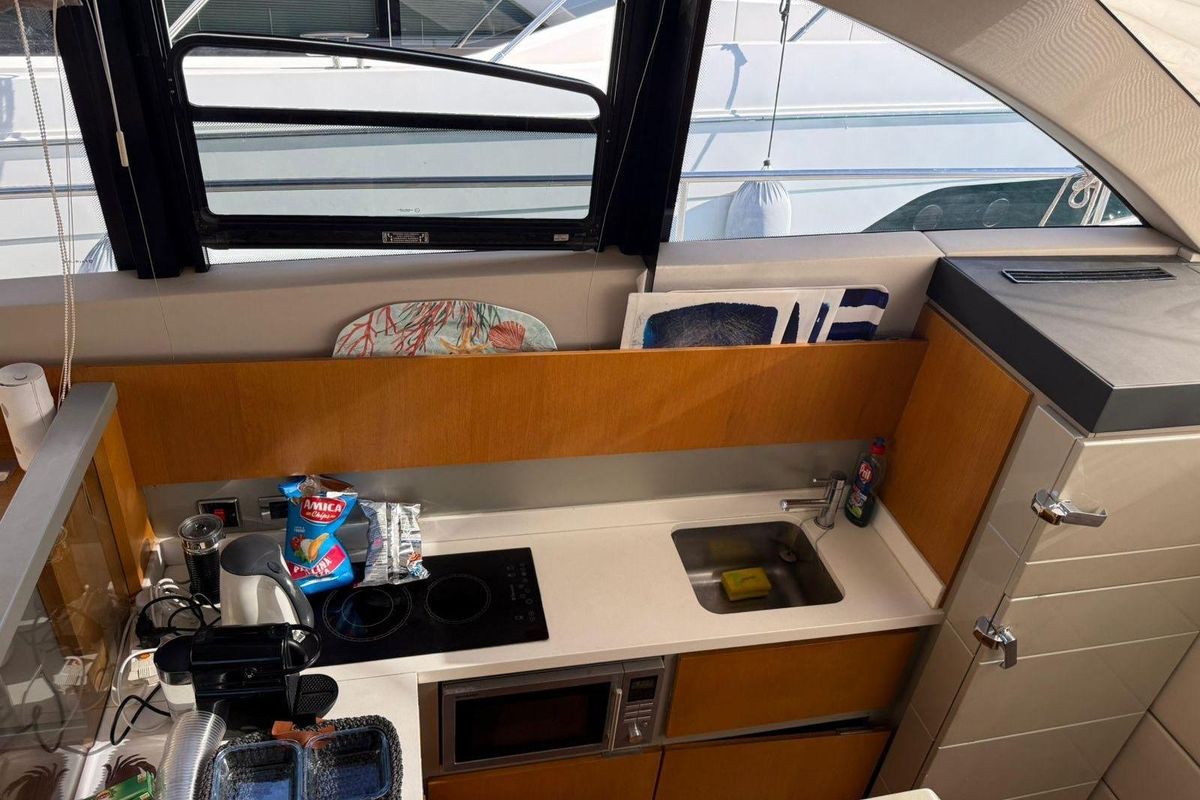 2013 Fairline 63 